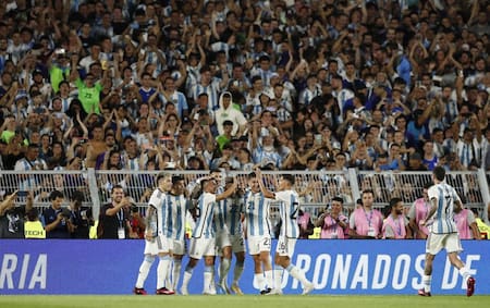 Foto final; Argentina vs. Panamá. Foto: Reuters.