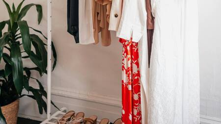 Tender, ropa húmeda. Foto: Pexels.