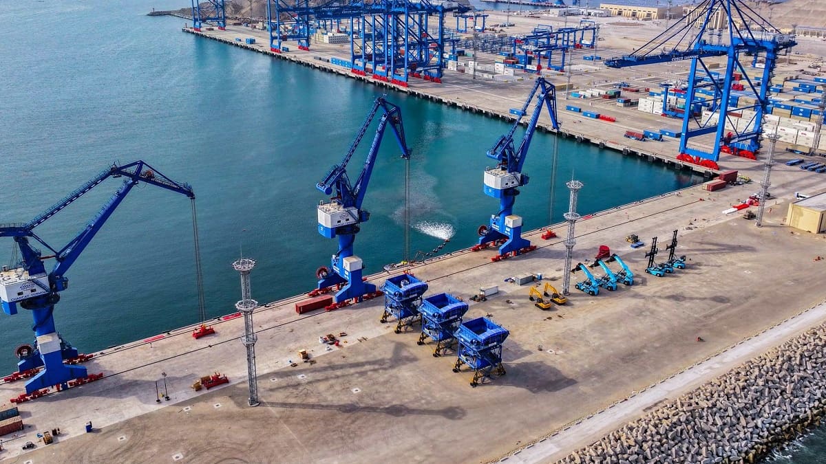 Tren bioceánico en Sudamérica: el corredor que conectará el Atlántico y el Pacífico a través de 3 países con inversiones de China