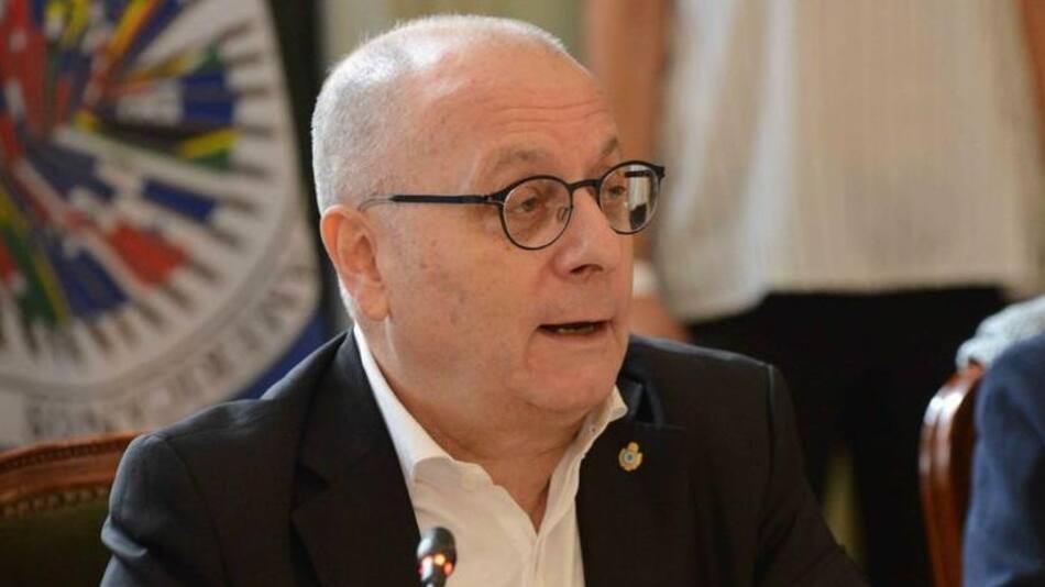 Jorge Faurie en la sede de la Unión Europea en Bruselas