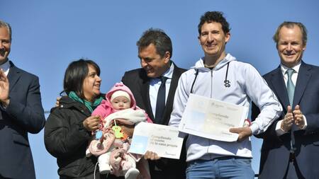 Sergio Massa entregó 500 viviendas en Entre Ríos. Foto: prensa.