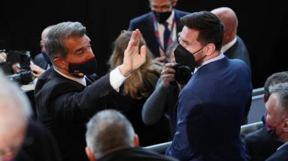 Lionel Messi y Laporta, Barcelona, Reuters