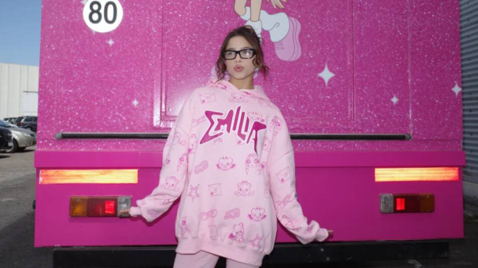 Emilia llega al Vélez