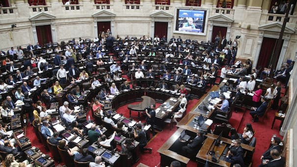 El Gobierno avanzará con la Ley Bases 2 y una nueva versión de la Ley Hojarasca