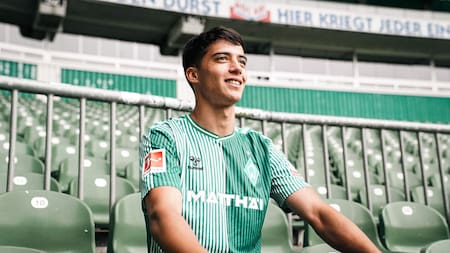 Julián Malatini en el Werder Bremen. Foto: @werderbremenES.