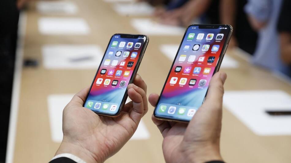 iPhone XS and XS Max (Reuters)