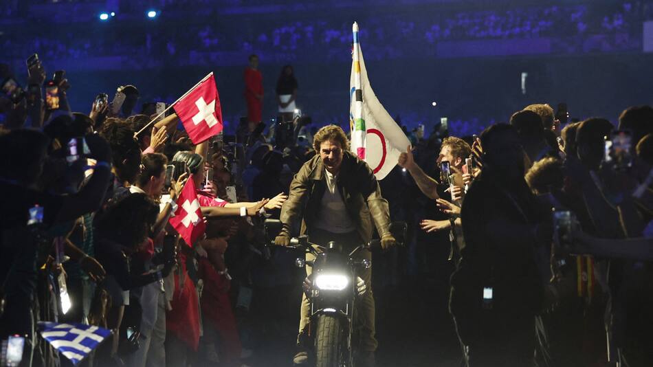 Tom Cruise en el cierre de los Juegos Olímpicos de París 2024. Foto: Reuters
