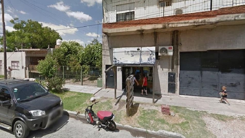 Motochorros balearon a padre e hijo, repartidores de pan