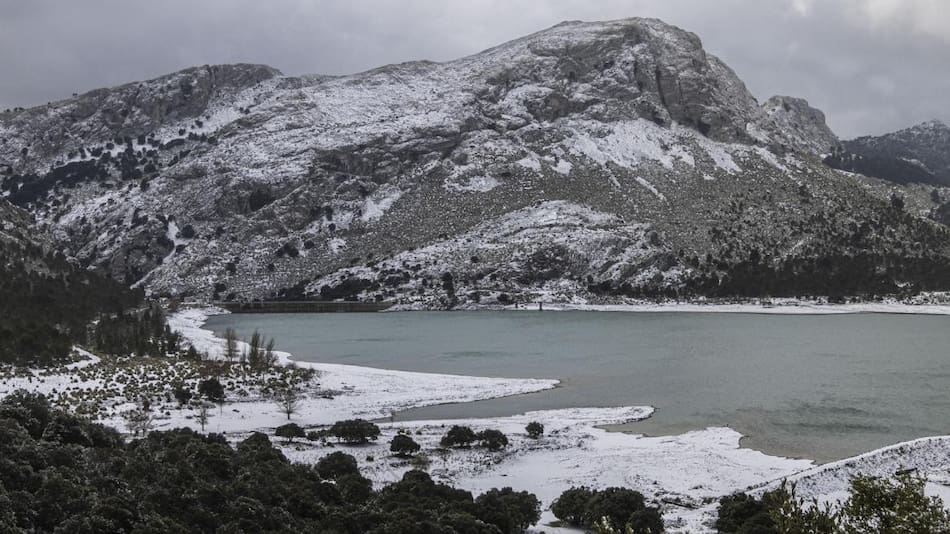España bajo hielo. Foto: EFE.