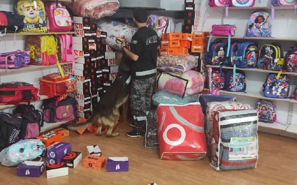 Aduanas-AFIP allanó 71 locales de ropa en Entre Ríos y el AMBA