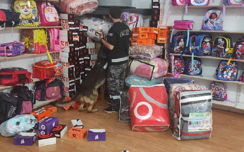 Aduanas-AFIP allanó 71 locales de ropa en Entre Ríos y el AMBA