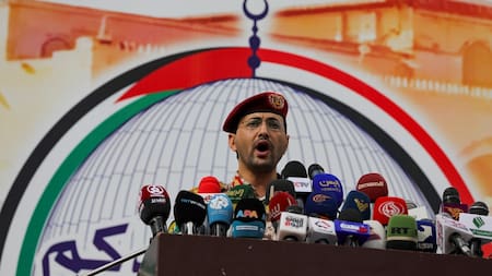 Yahya Sarea, portavoz de los hutíes. Foto: Reuters.