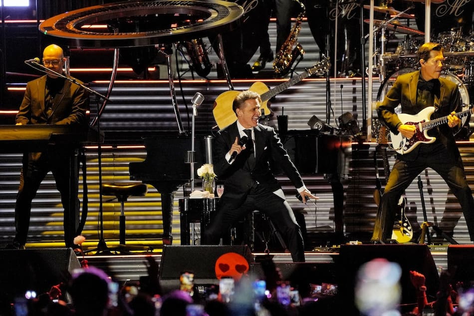 Luis Miguel en el Campo de Polo. Foto: Martin Bonetto/Fenix.