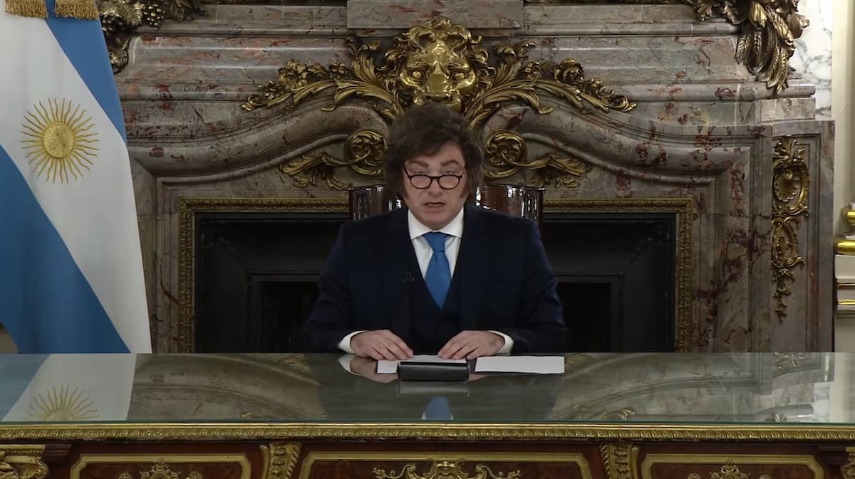 El presidente presentó la reforma de la Carta Orgánica del Banco Central.