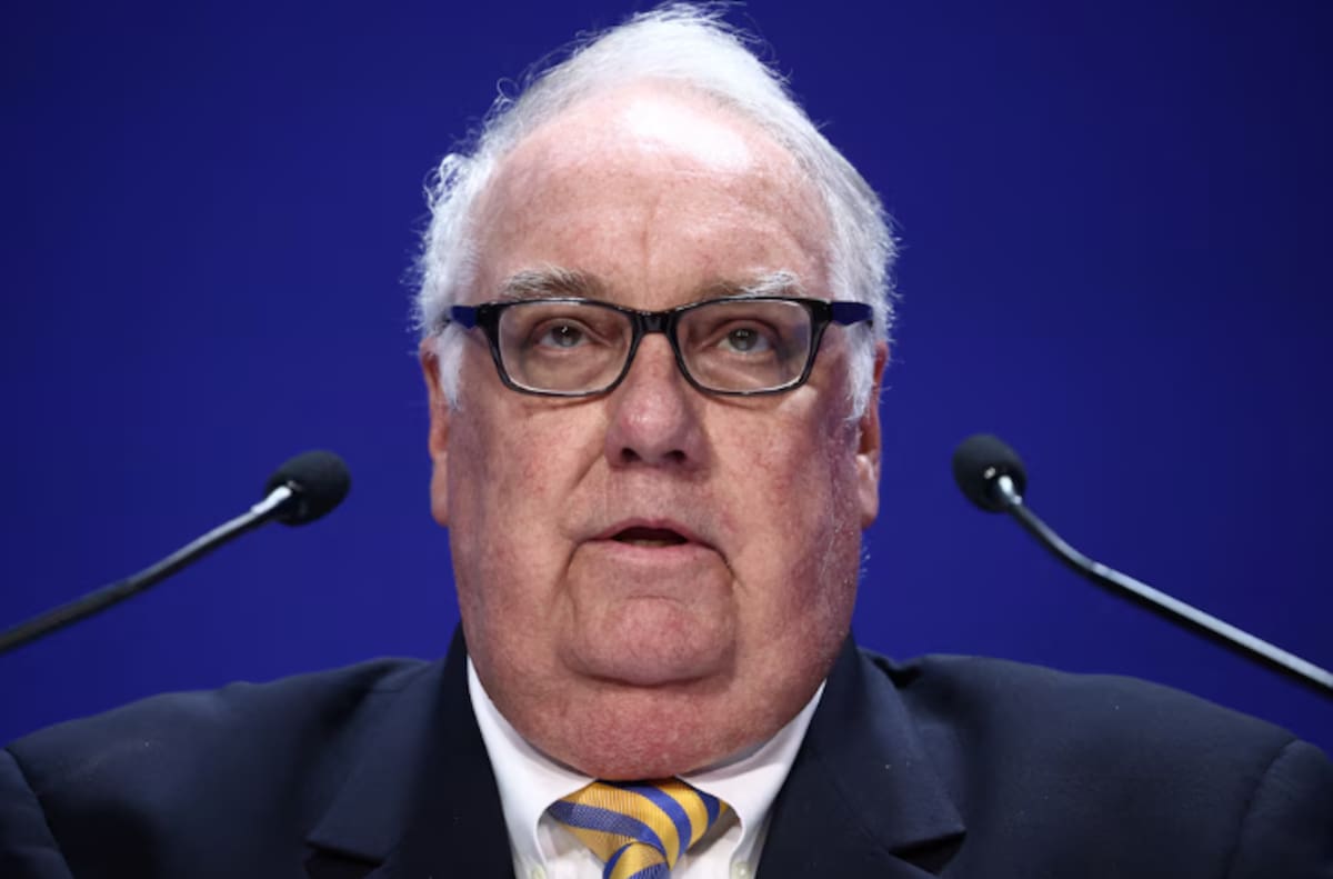 Howard Buffett