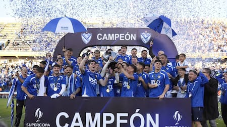 Vélez campeón de la Supercopa Argentina.