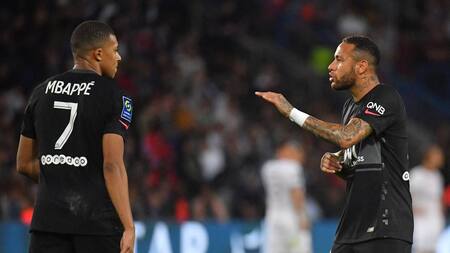 Mbappé y Neymar, PSG. Reuters.