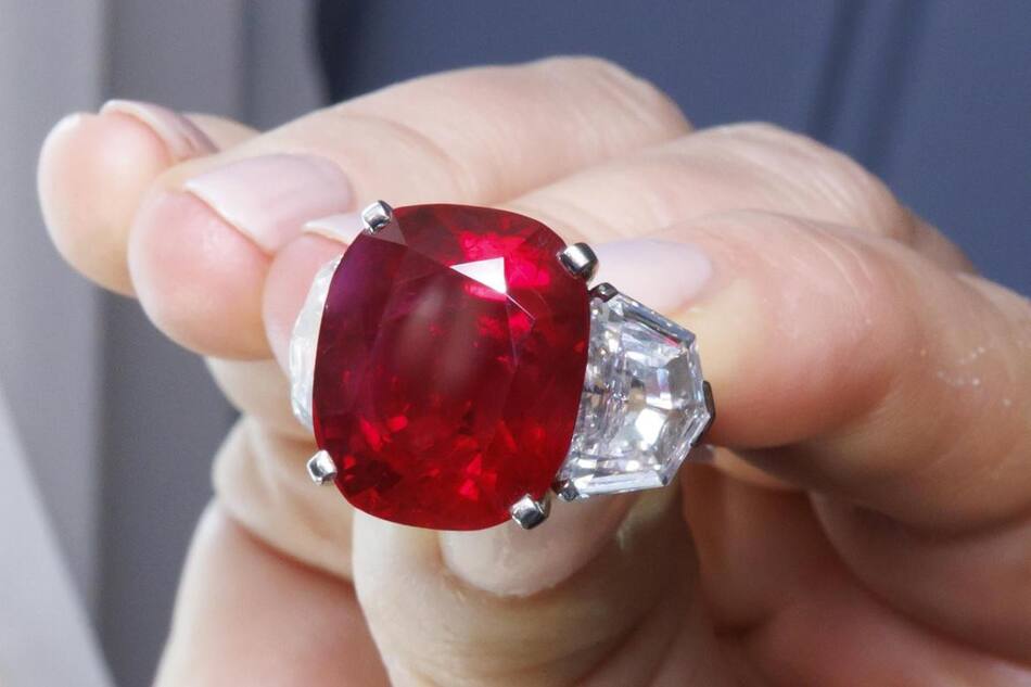 Anillo de Heidi Horten. Foto: EFE