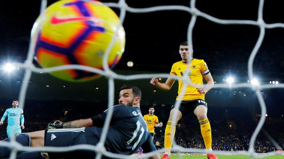 Wolverhampton Wanderers vs Newcastle United, Premier League, fútbol inglés, Reuters