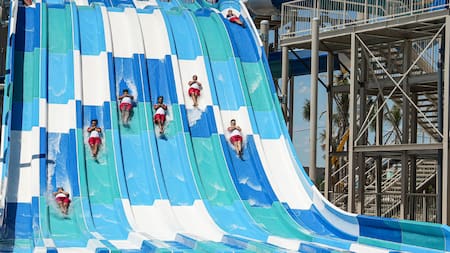 Abrió Infinito Water Park: cuánto salen las entradas, qué atracciones tiene y cómo llegar al parque acuático más grande de Argentina
