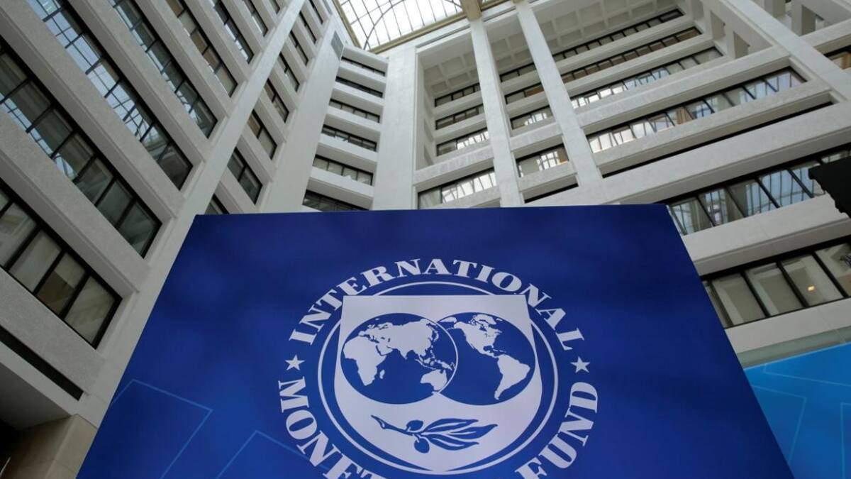 FMI, REUTERS.