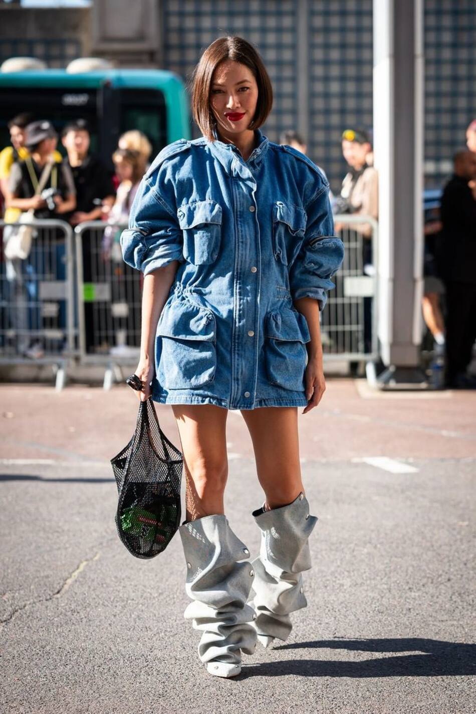 Las botas "Slouchy" que se utilizan este otoño-invierno 2025. Foto: Pinterest.