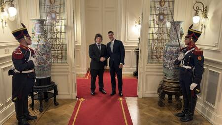Javier Milei recibió al presidente de la República del Paraguay, Santiago Peña. Foto NA