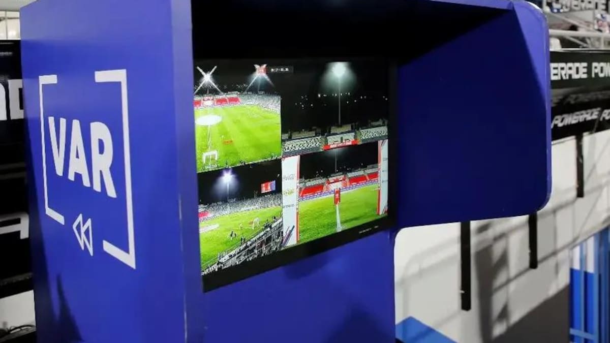 VAR. Foto: REUTERS