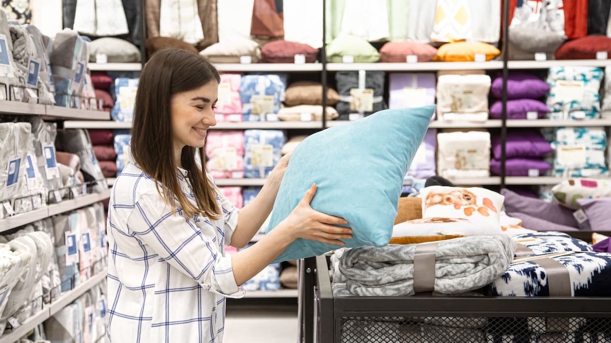 Ideal para las compras navideñas: un reconocido outlet abre una nueva sucursal en Buenos Aires con precios bajísimos