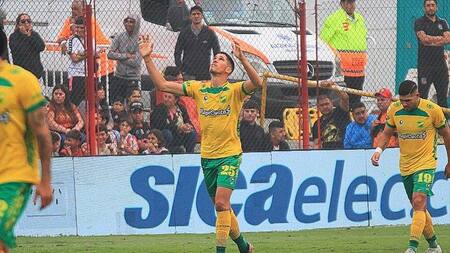 Tomás Cardona; Barracas Central vs. Defensa y Justicia. Foto: Twitter @ClubDefensayJus.