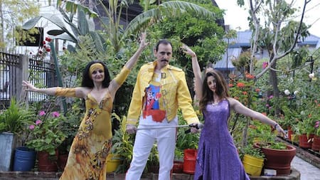 El éxito del fan de Queen tras estreno de película de Freddie Mercury