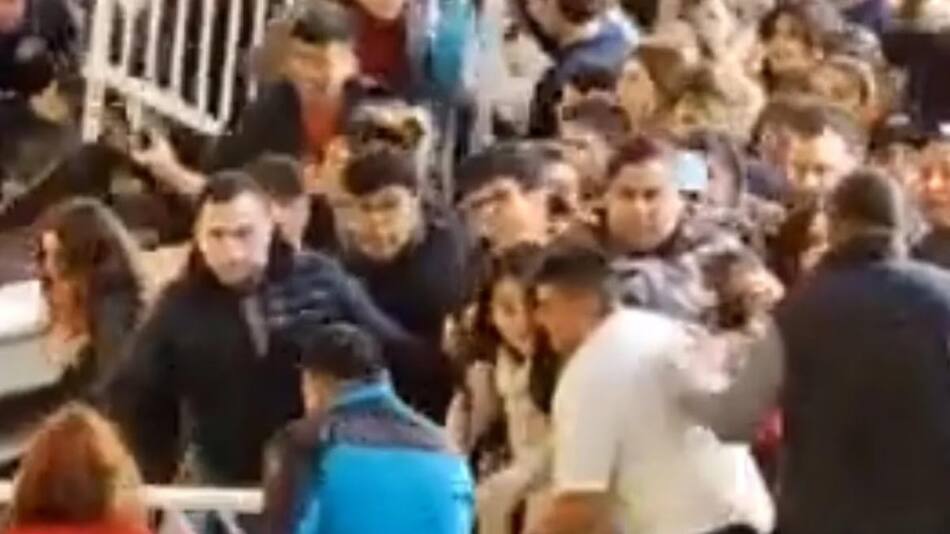Escándalo en la UBA: una asamblea de estudiantes terminó en batalla campal