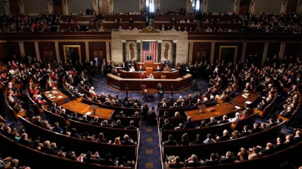 Trump logró que la Cámara Baja de EE. UU. apruebe su reforma fiscal