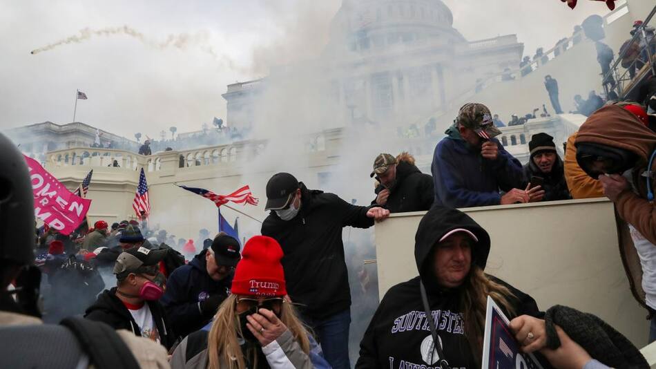 Partidarios de Trump ingresaron al Capitolio de Estados Unidos, REUTERS