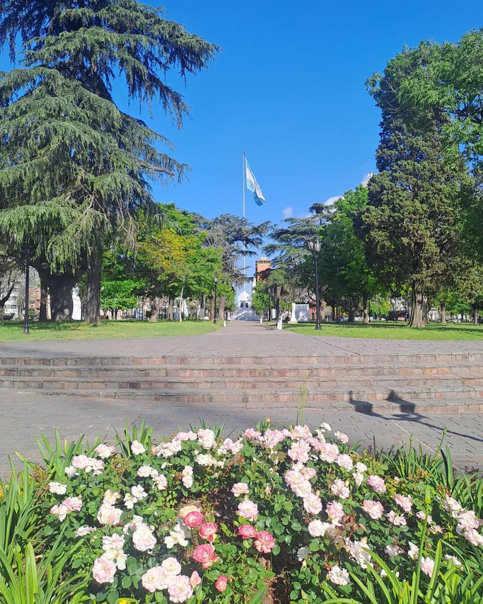 Campana, Buenos Aires. Foto Instagram @plazasuitescampana