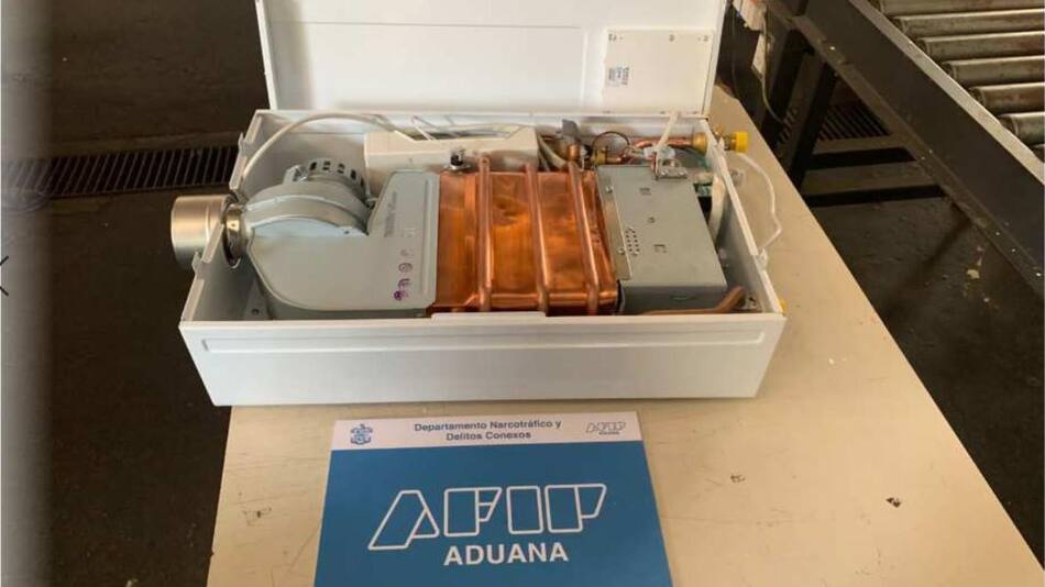 Aduana encontró cocaína en un calefón que iba a Australia, foto Aduana
