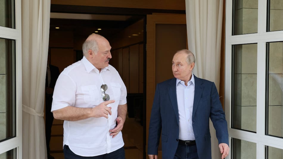 Los presidentes de Rusia y Bielorrusia juntos en la ciudad de Sochi. Foto: Reuters.
