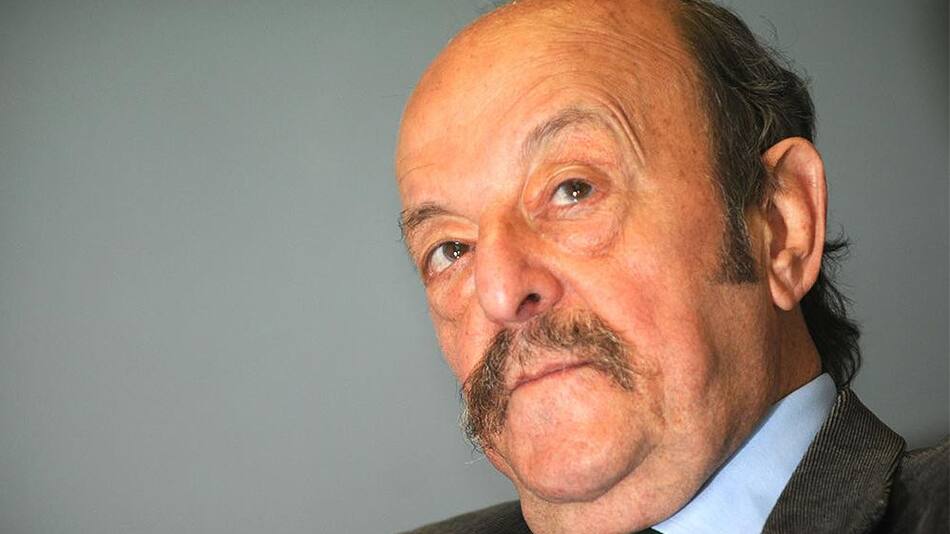 Julio Bárbaro