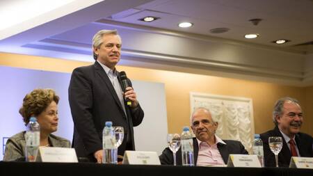 El presidente electo Alberto Fernandez durante la apertura de las deliberaciones deleGrupo de Puebla. Foto NA