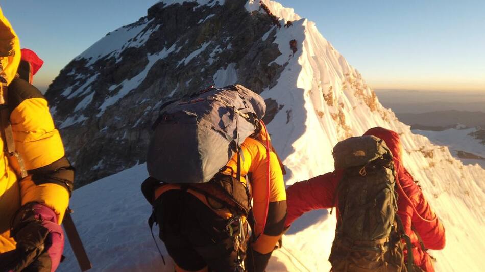 Everest - Reuters