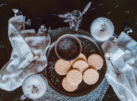 Latte de lavanda. Foto: Unsplash