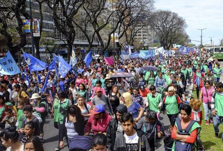 Yerbateros, tareferos protestan en el Congreso, NA