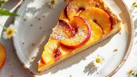 Torta de durazno. Foto Freepik