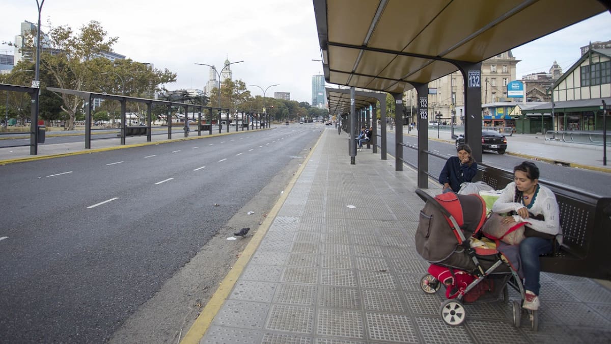 Los gremios del transporte se suman al paro de la CGT: no funcionarán colectivos, trenes y tampoco habrá vuelos
