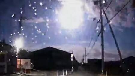 Un meteorito iluminó la noche con la intensidad de una luna llena