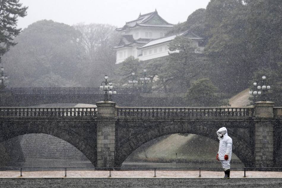 Japón enfrenta fuertes tormentas de nieve. Foto: EFE