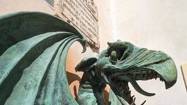 El pequeño “pueblo de las brujas”: sus mitos y leyendas atraen a cientos de turistas