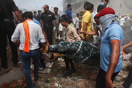 Accidente aéreo en India. Foto: REUTERS/Amit Dave.