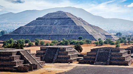 Pirámide del Sol en Teotihuacan. Foto X.