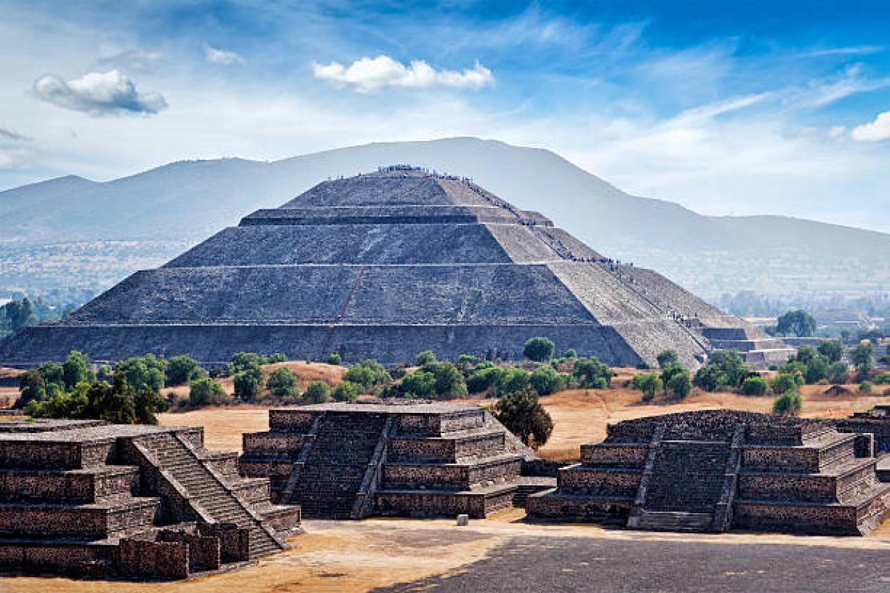 Pirámide del Sol en Teotihuacan. Foto X.